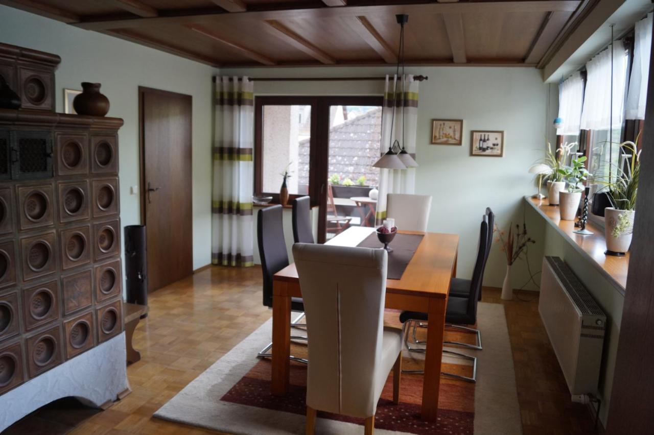 Ferienwohnung Unter dem Schild Oberfell Exterior foto